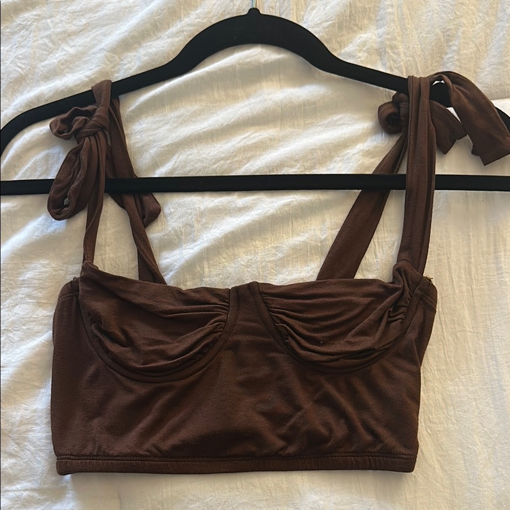 edikted tie-strap cropped top